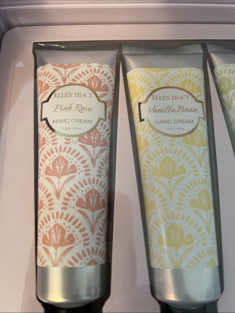 ELLEN TRACY HAND CREAM COLLECTION - Picture 3 of 8